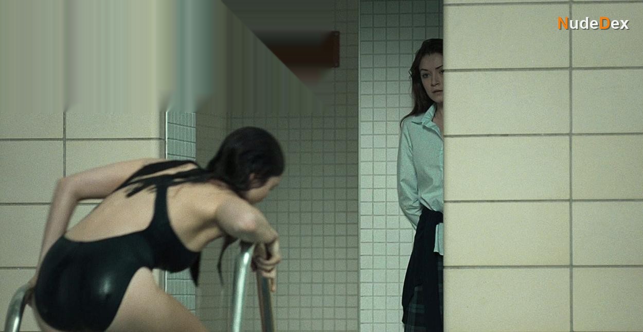 Lily Cole in The Moth Diaries, photo 2