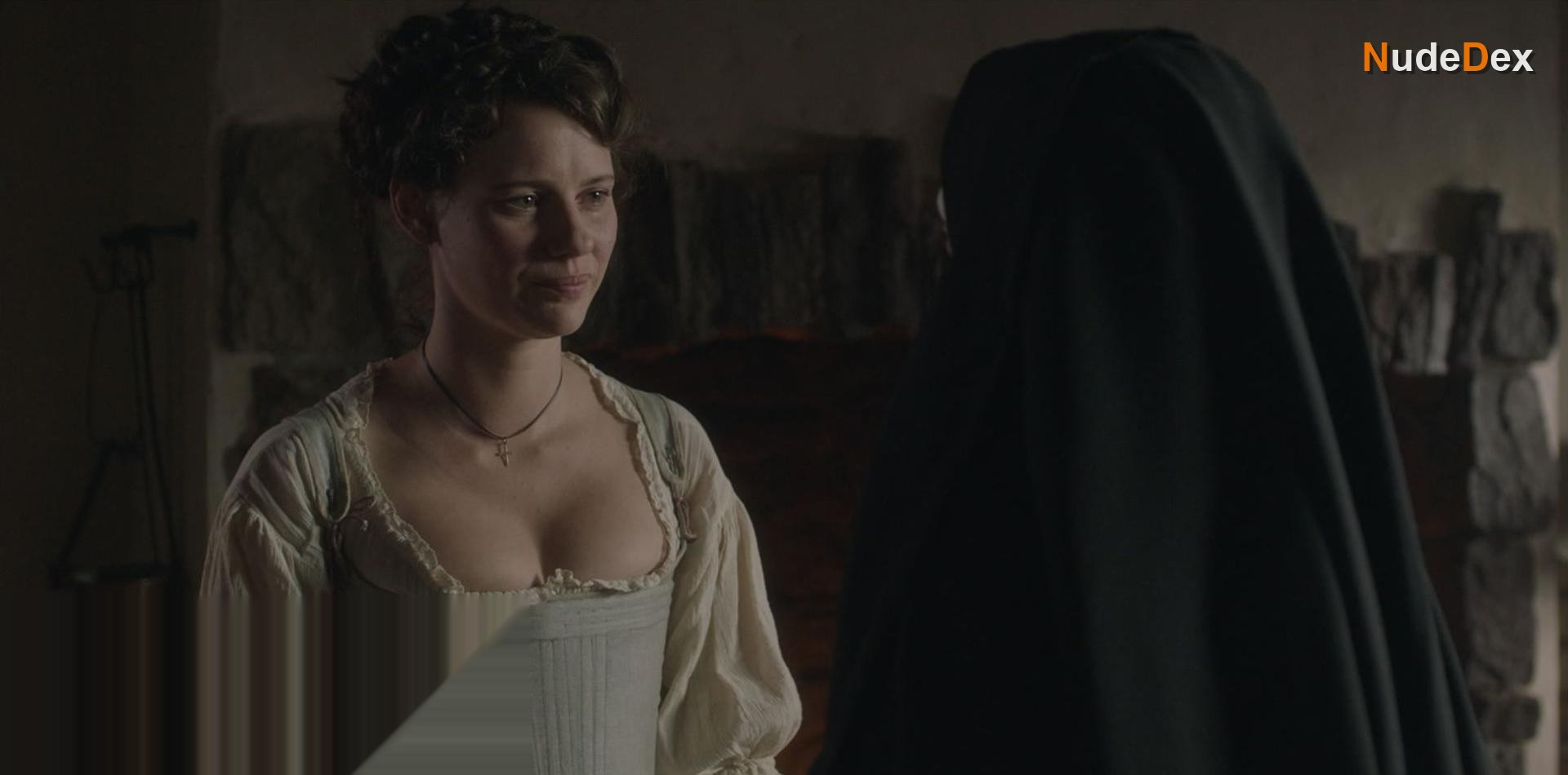 Lily Sullivan in Barkskins, photo 2