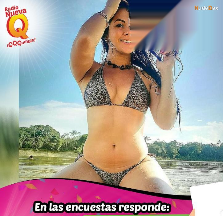 Linda Caba in Beach Babes, photo 14