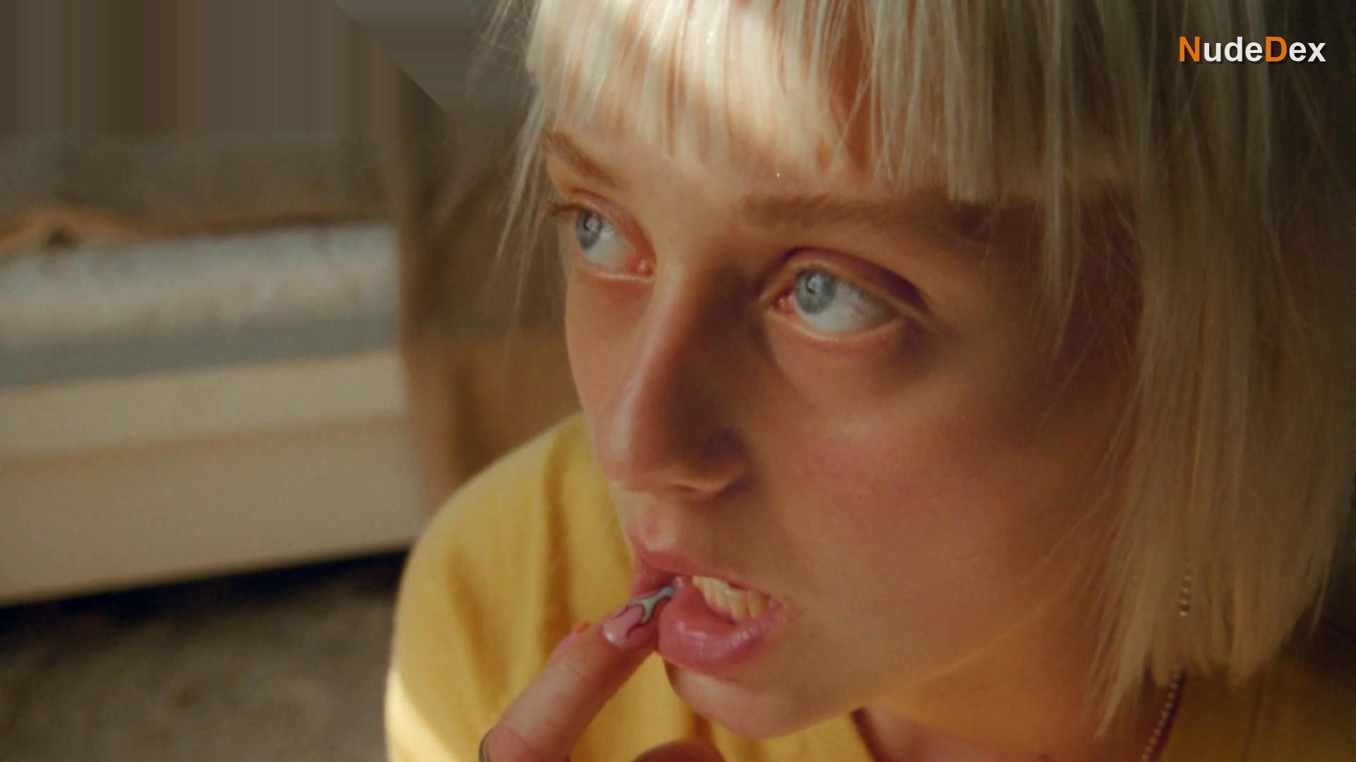 Linda Rohrer in Sorry I Am Late I Was Masturbating, photo 1