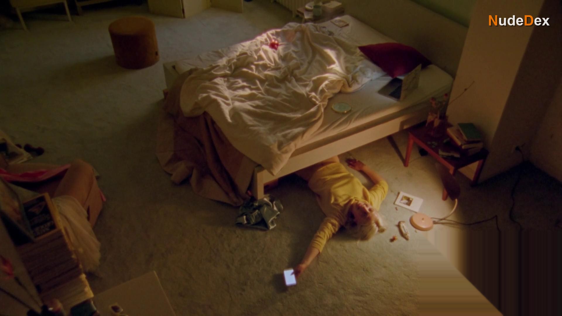 Linda Rohrer in Sorry I Am Late I Was Masturbating, photo 2
