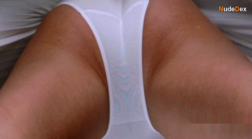 Lindsay Lohan in Inappropriate Comedy, photo 6
