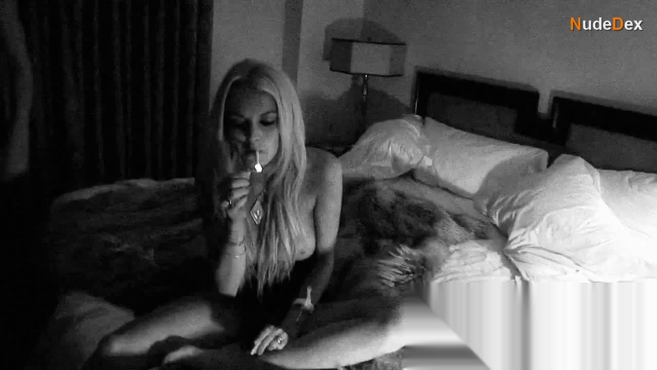 Lindsay Lohan in Lindsay S Private Party, photo 1