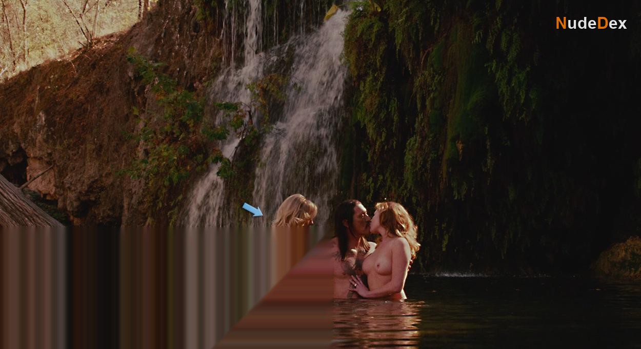 Lindsay Lohan in Machete, photo 1