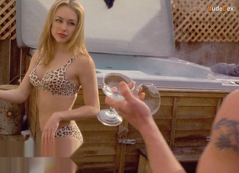 Lindsey Mckeon in Shredder, photo 2