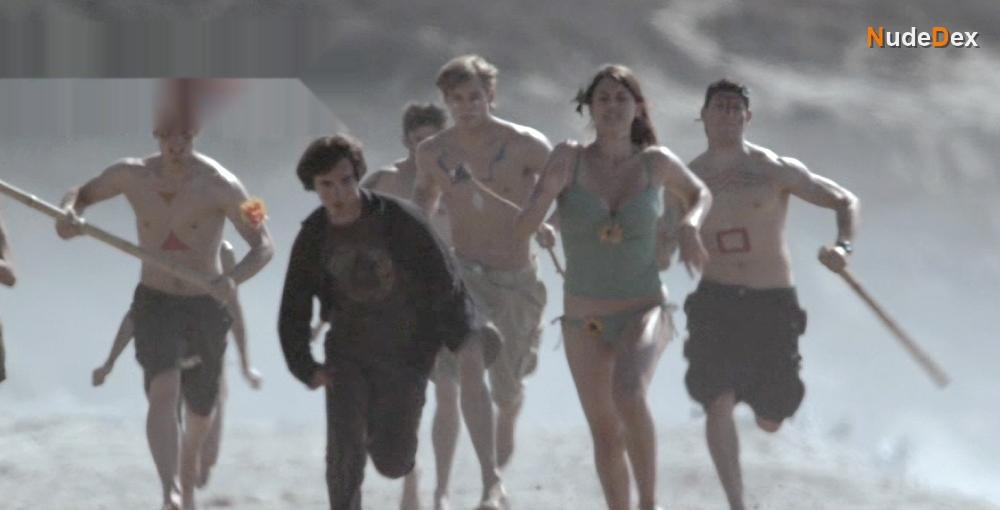 Lindsey Shaw in Devolved, photo 4