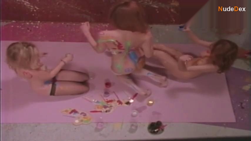 Lisa Comshaw in Divorce Law, photo 3