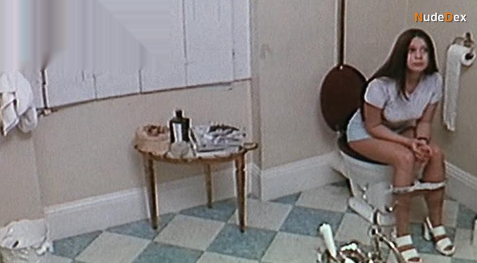 Lisa Marsh Nude Scene in Final Cut