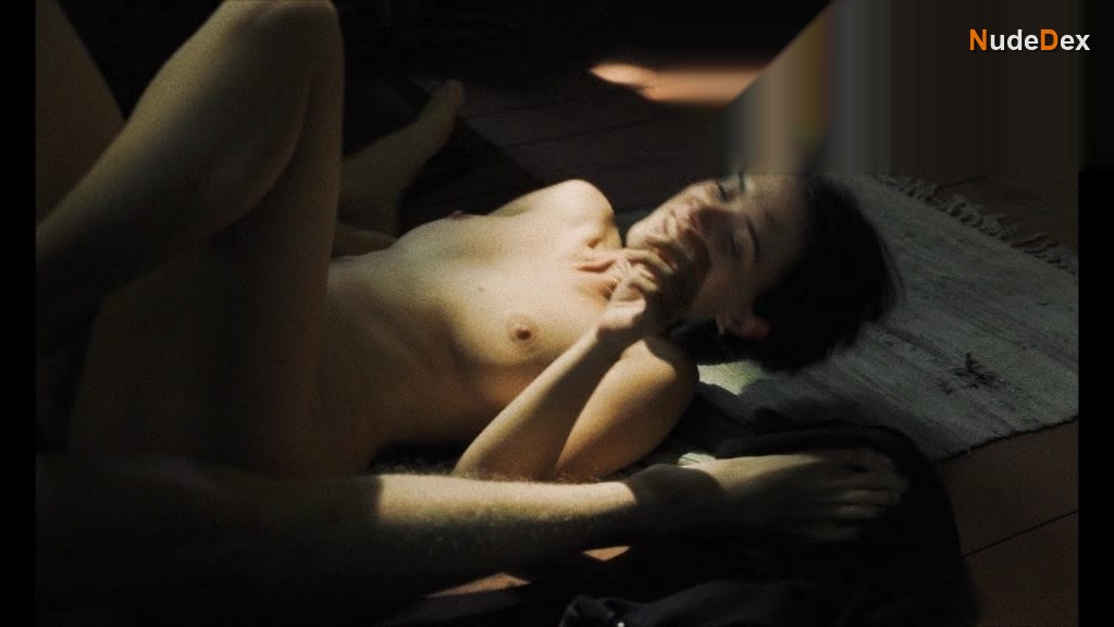 Liv Lisa Fries in From Hilde With Love, photo 4
