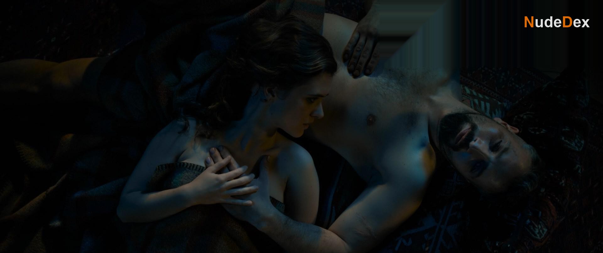 Liv Lisa Fries in Hinterland, photo 1