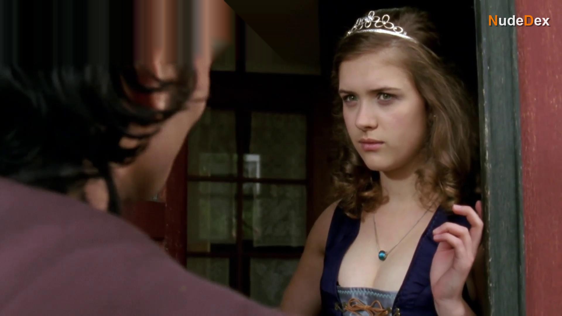 Liv Lisa Fries in Stronger Than Blood, photo 2