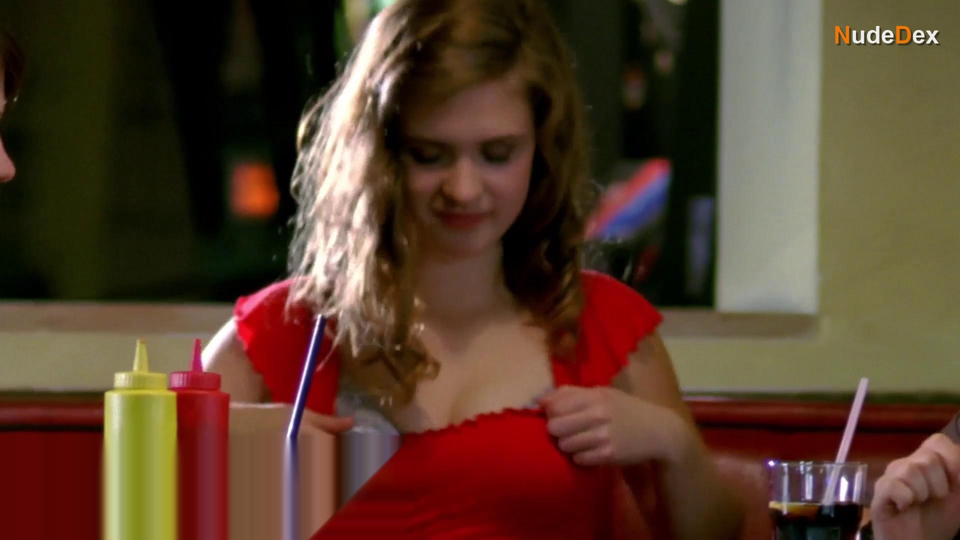 Liv Lisa Fries in Stronger Than Blood, photo 3