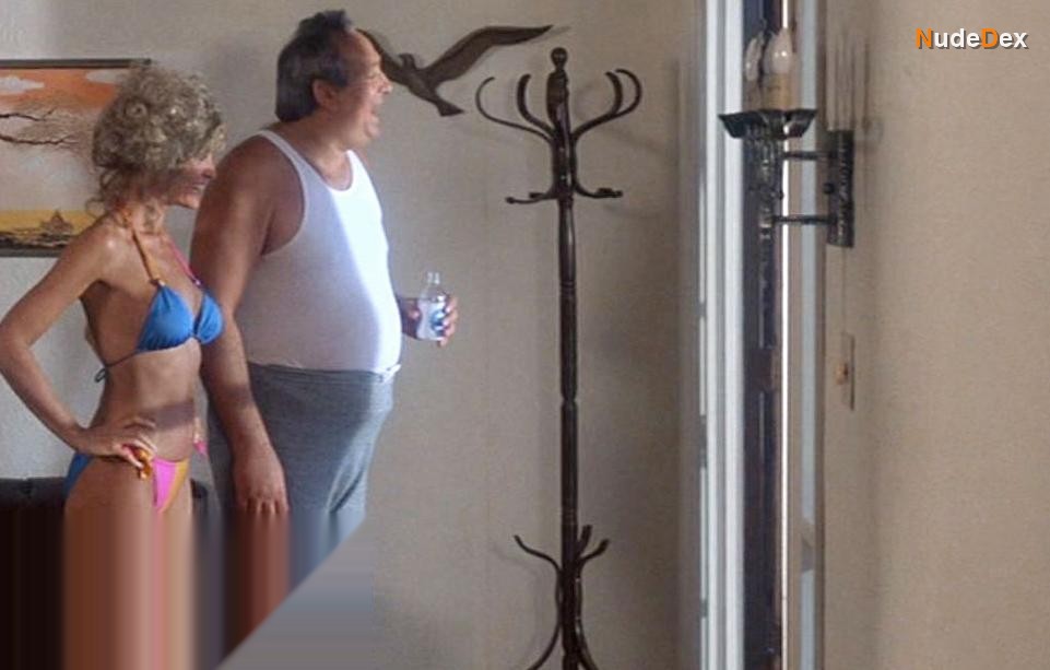 Lois Hamilton in Summer Rental, photo 4