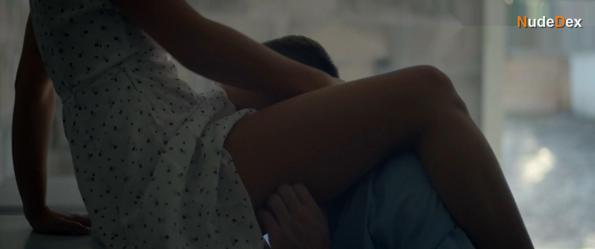Lola Le Lann in Versus, photo 21