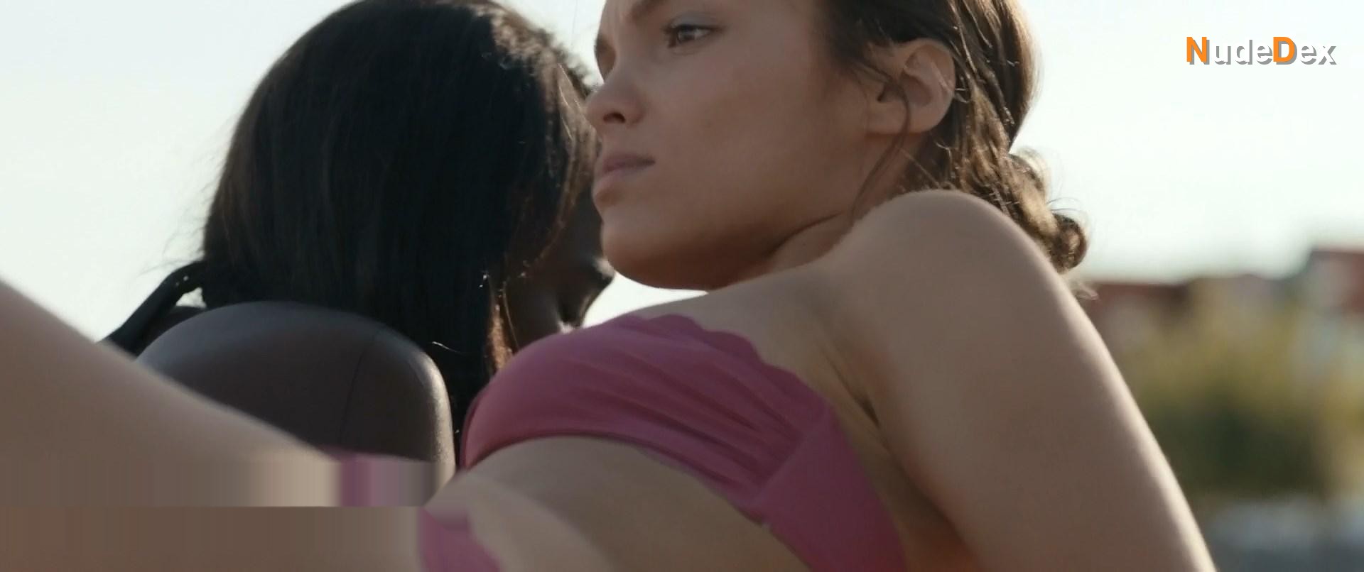Lola Le Lann in Versus, photo 29