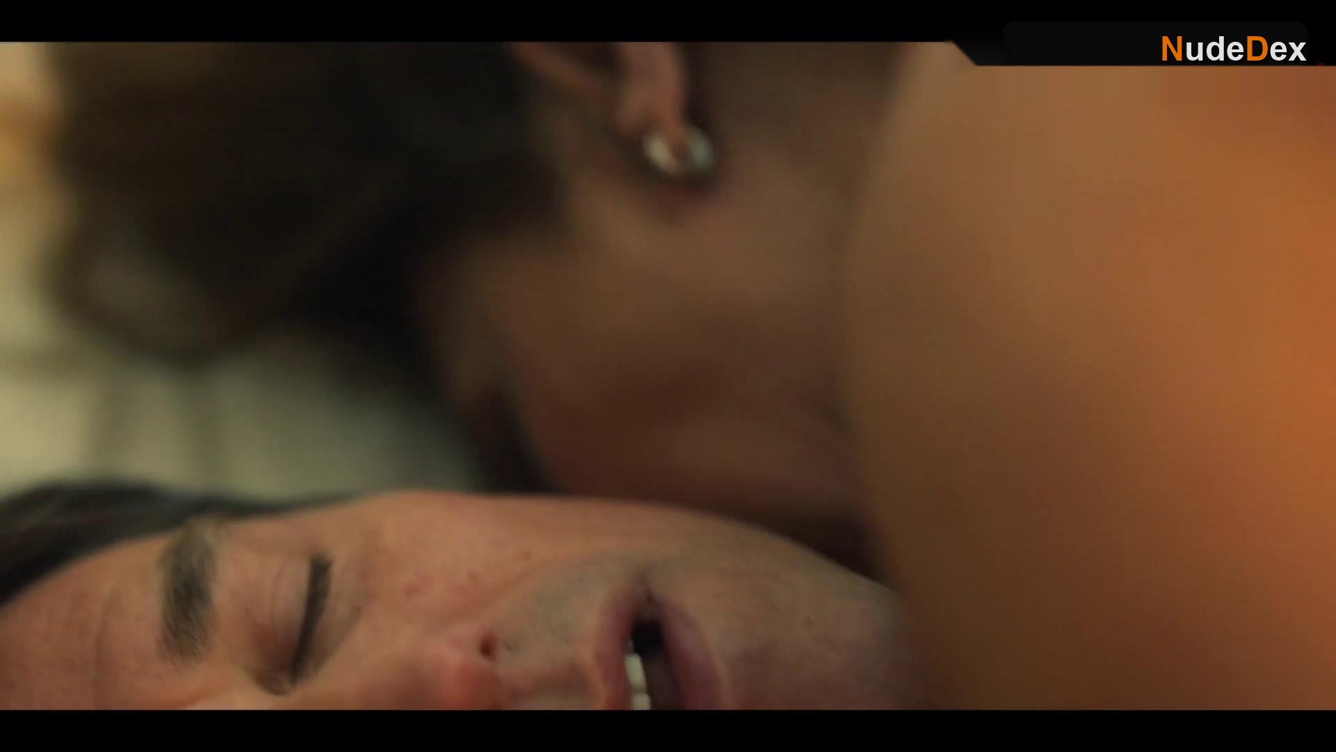 Lolita Flores in The Invisible Ladies, photo 1