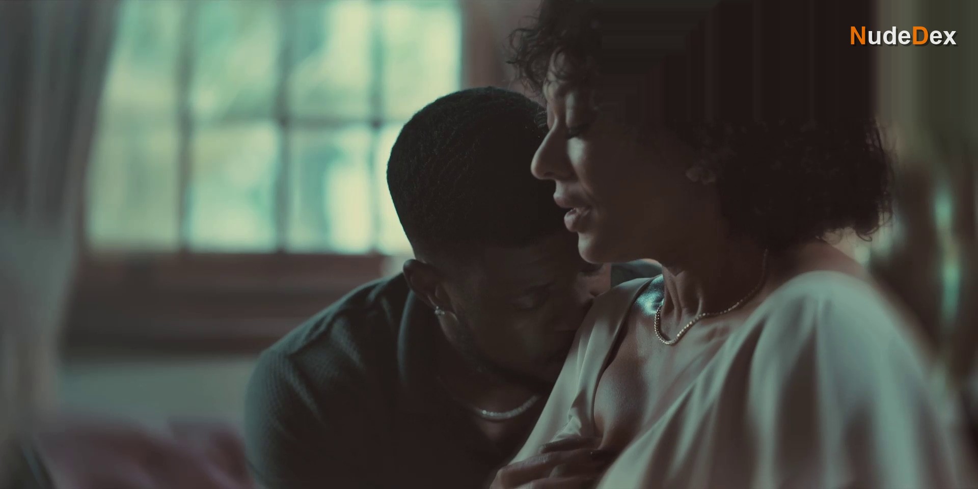 Lorcia Cooper Khumalo in Fatal Seduction, photo 6