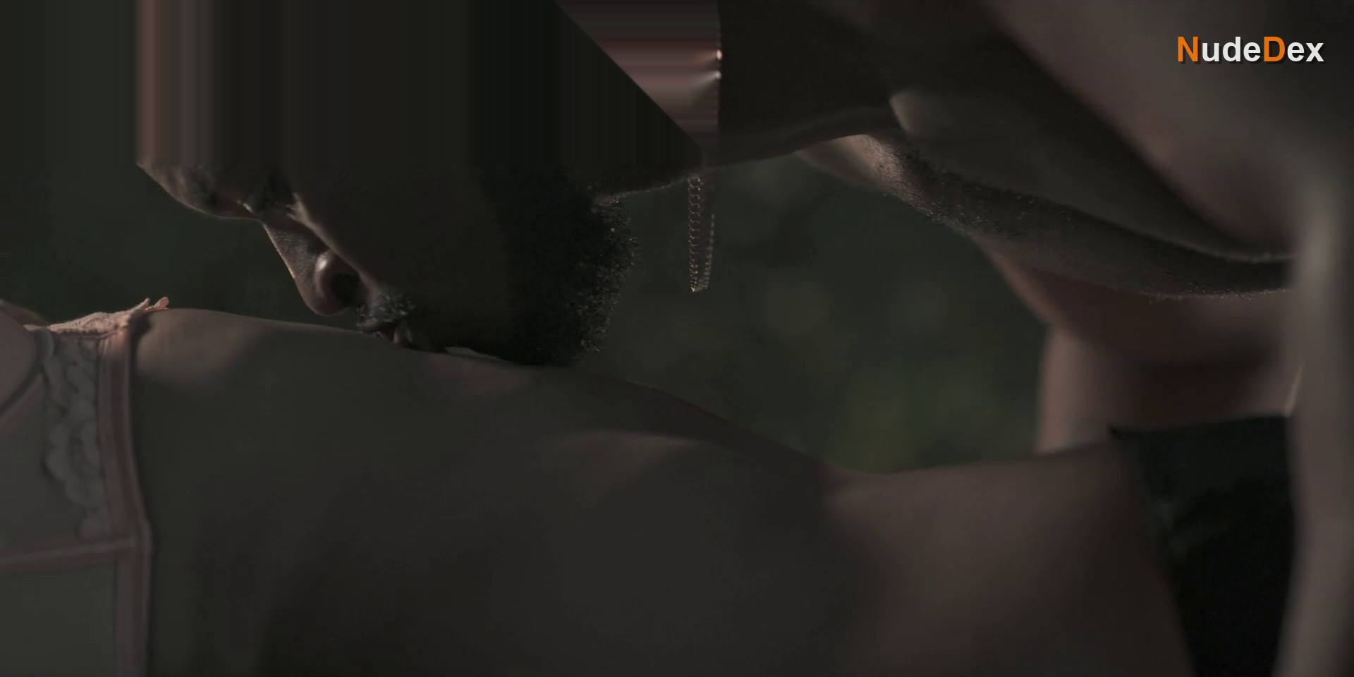 Lorcia Cooper Khumalo in Fatal Seduction, photo 7