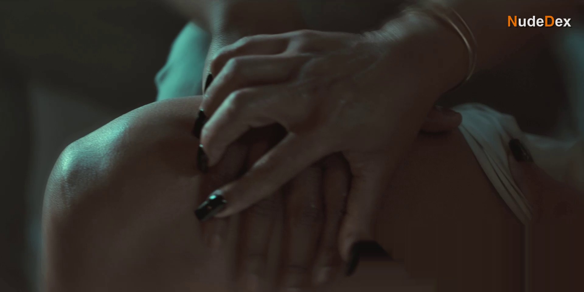 Lorcia Cooper Khumalo in Fatal Seduction, photo 8