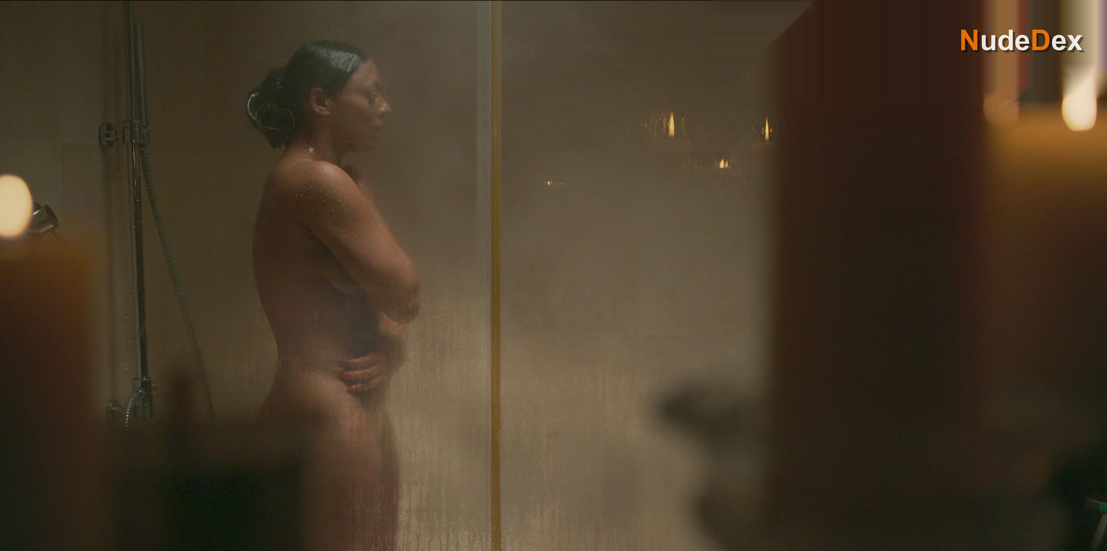 Lorcia Cooper Khumalo in Fatal Seduction, photo 12