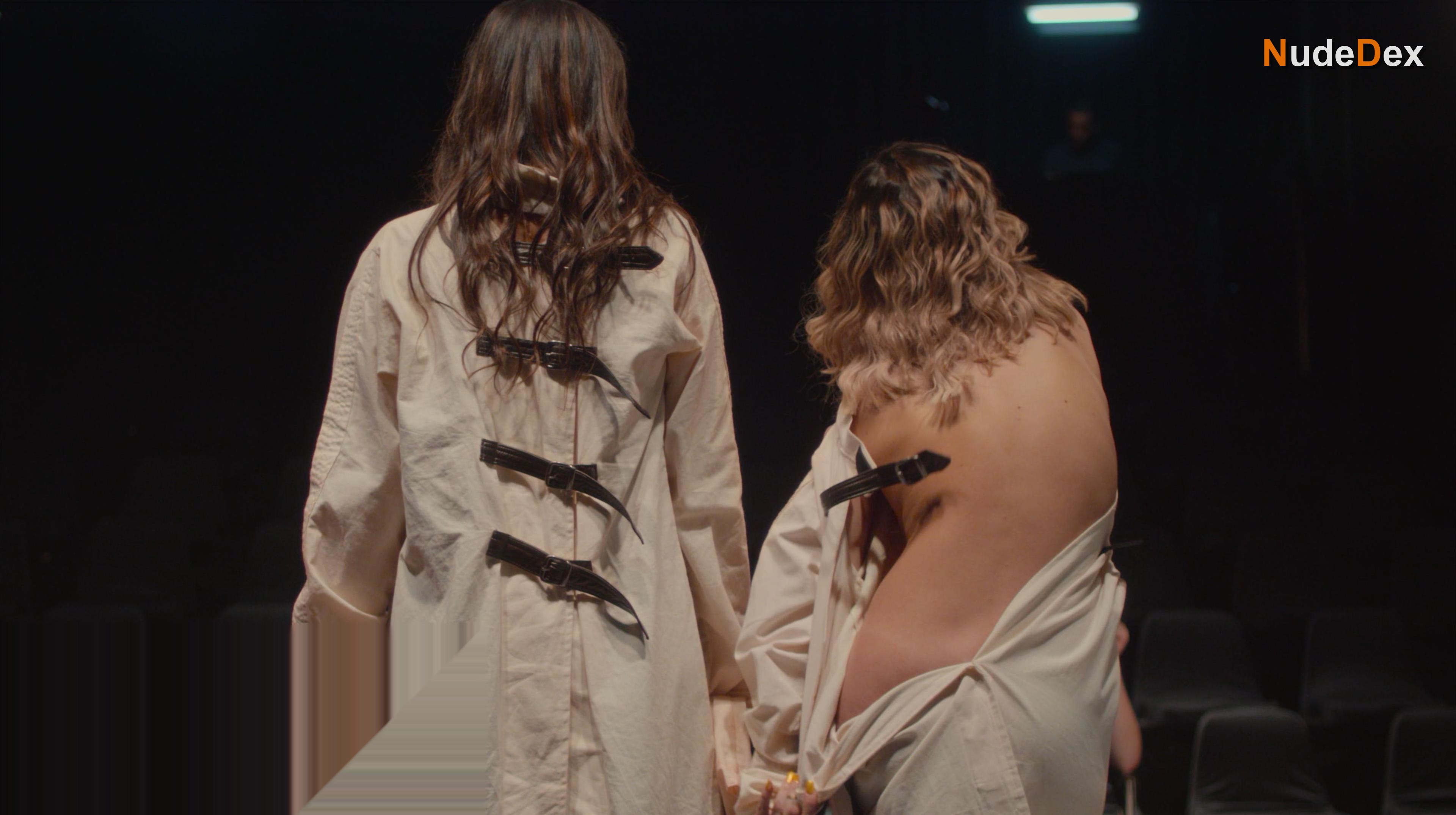 Lorena Comparato in Samantha!, photo 3