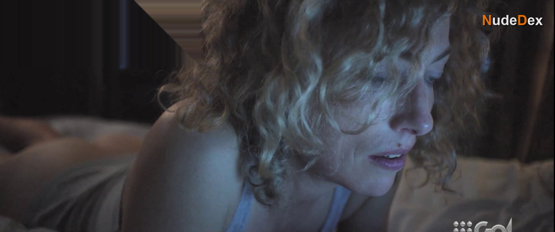 Loren Taylor in The Moon Is Upside Down, photo 1