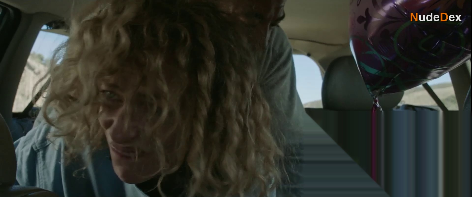 Loren Taylor in The Moon Is Upside Down, photo 7
