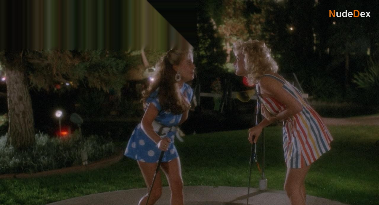 Lori Birdsong in Munchies, photo 3