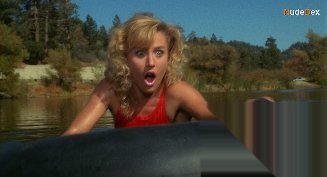 Lori Birdsong in Munchies, photo 29