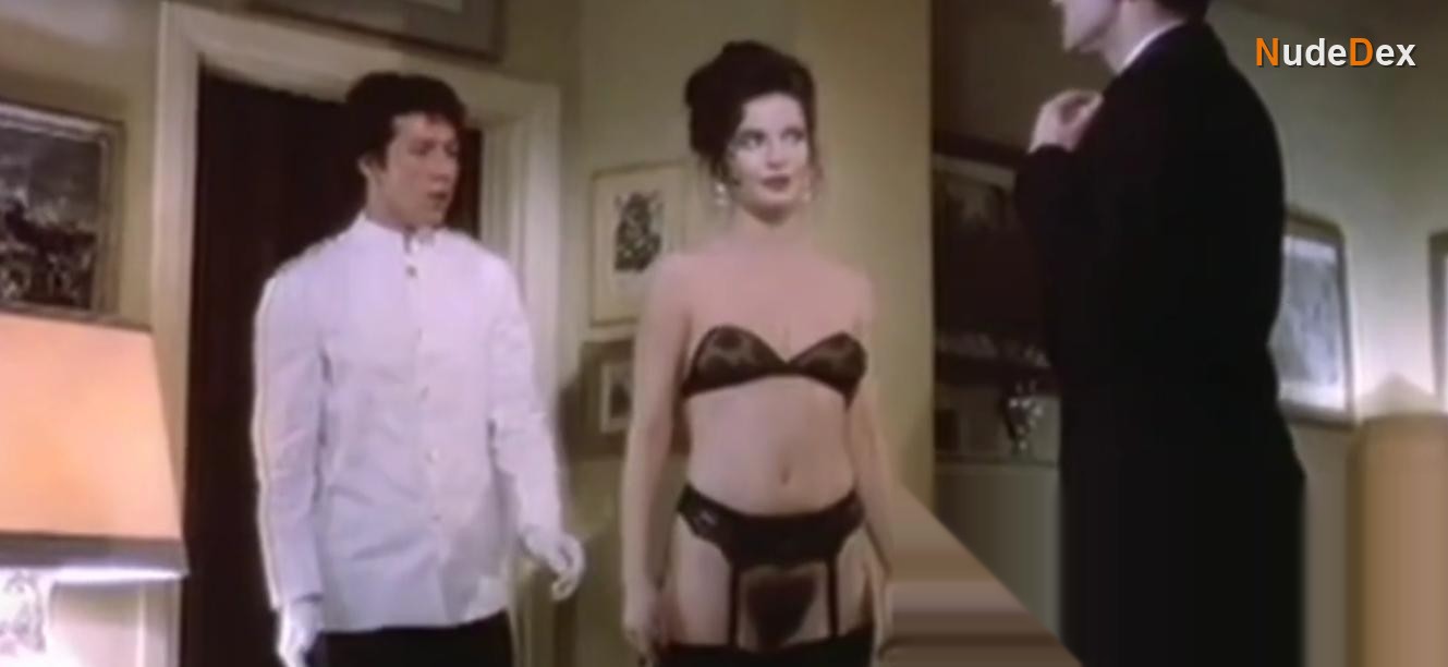 Lorraine De Selle in A Woman In The Night, photo 2