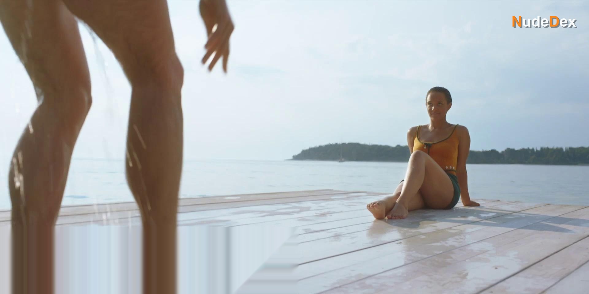 Louisa Binder in Hotel Portofino, photo 5