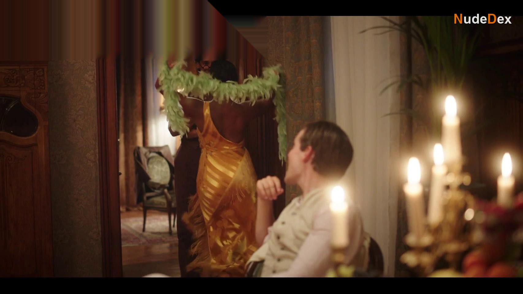 Louisa Binder in Hotel Portofino, photo 42
