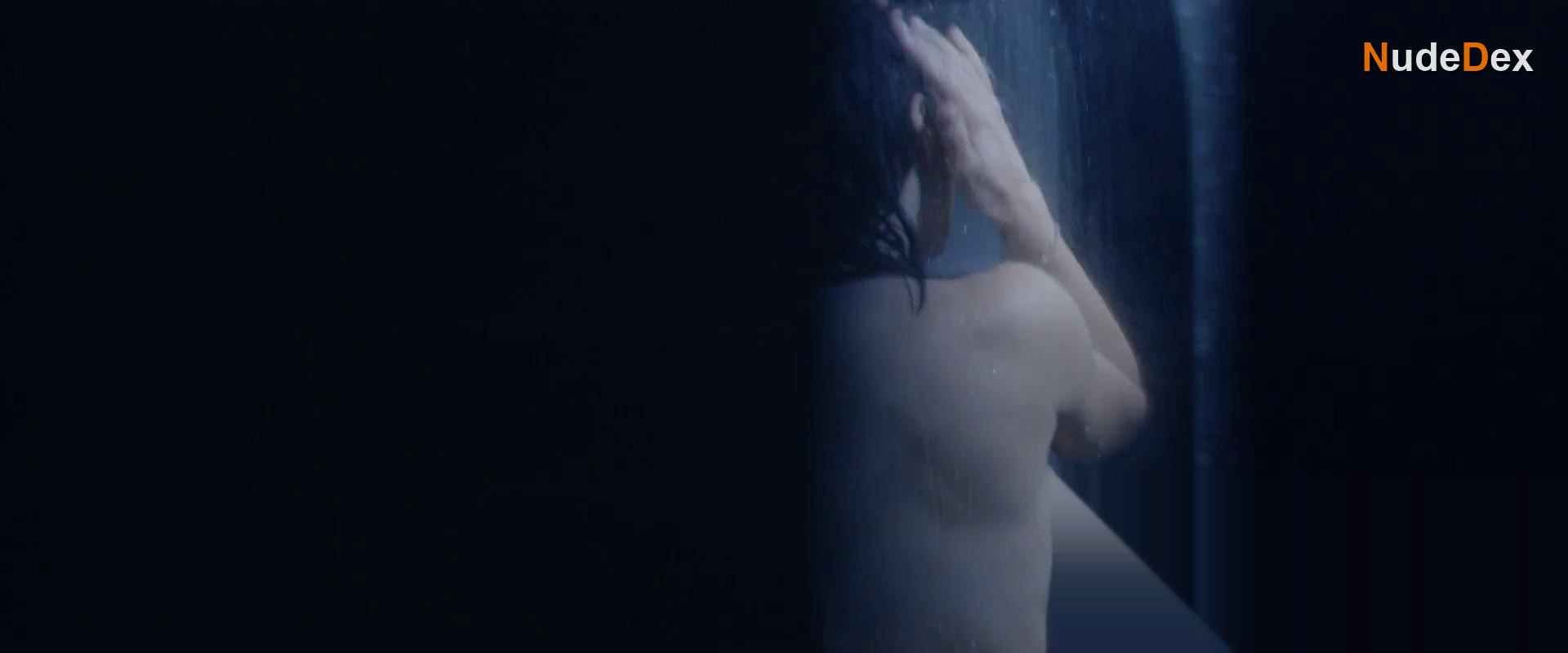 Louise Griffiths in Unknown Caller, photo 4
