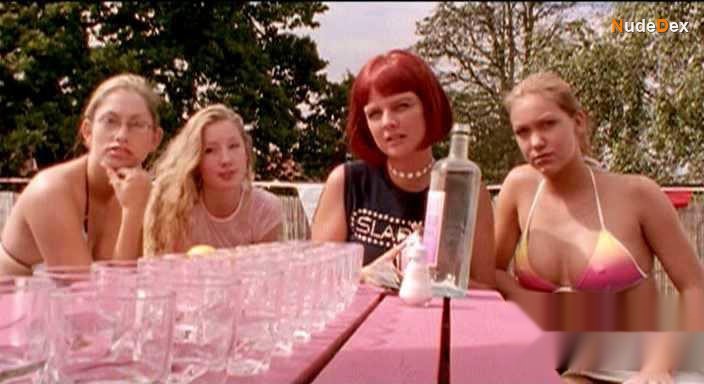 Louise Hughes in Freak Out, photo 2