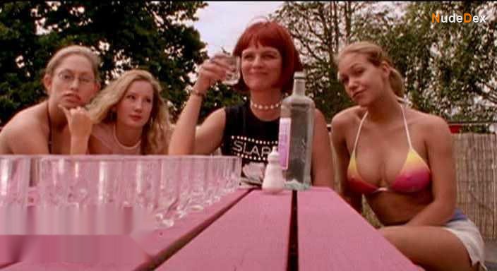 Louise Hughes in Freak Out, photo 4