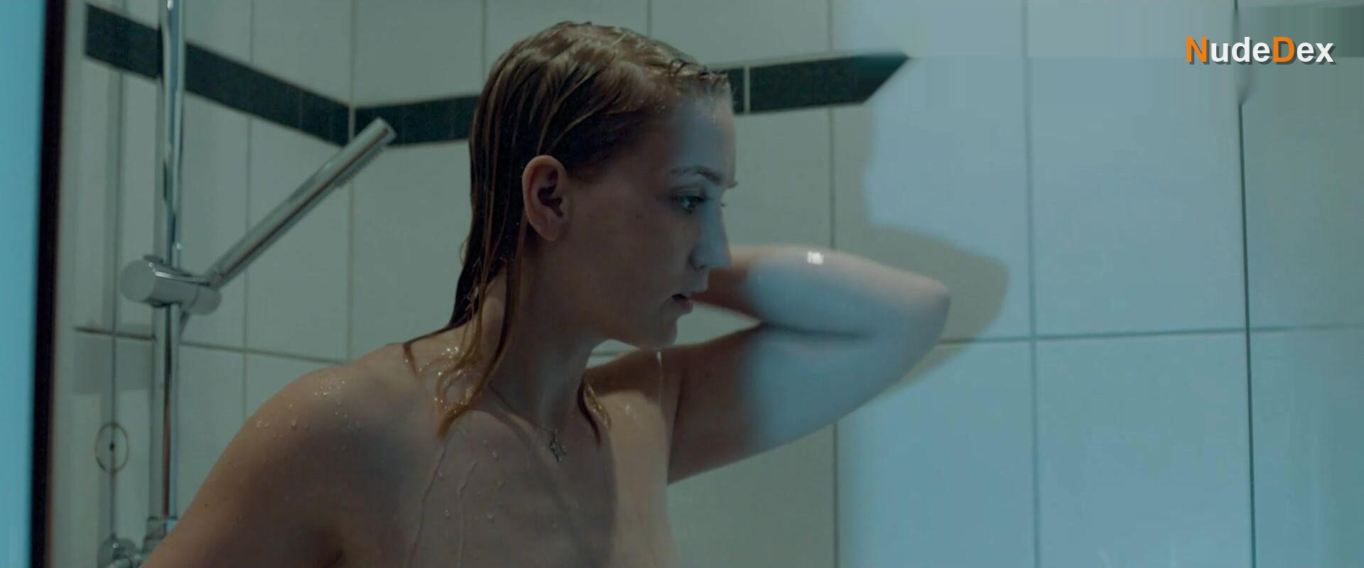 Louise Lejeune in Eises Kalte Frozen In Time, photo 2