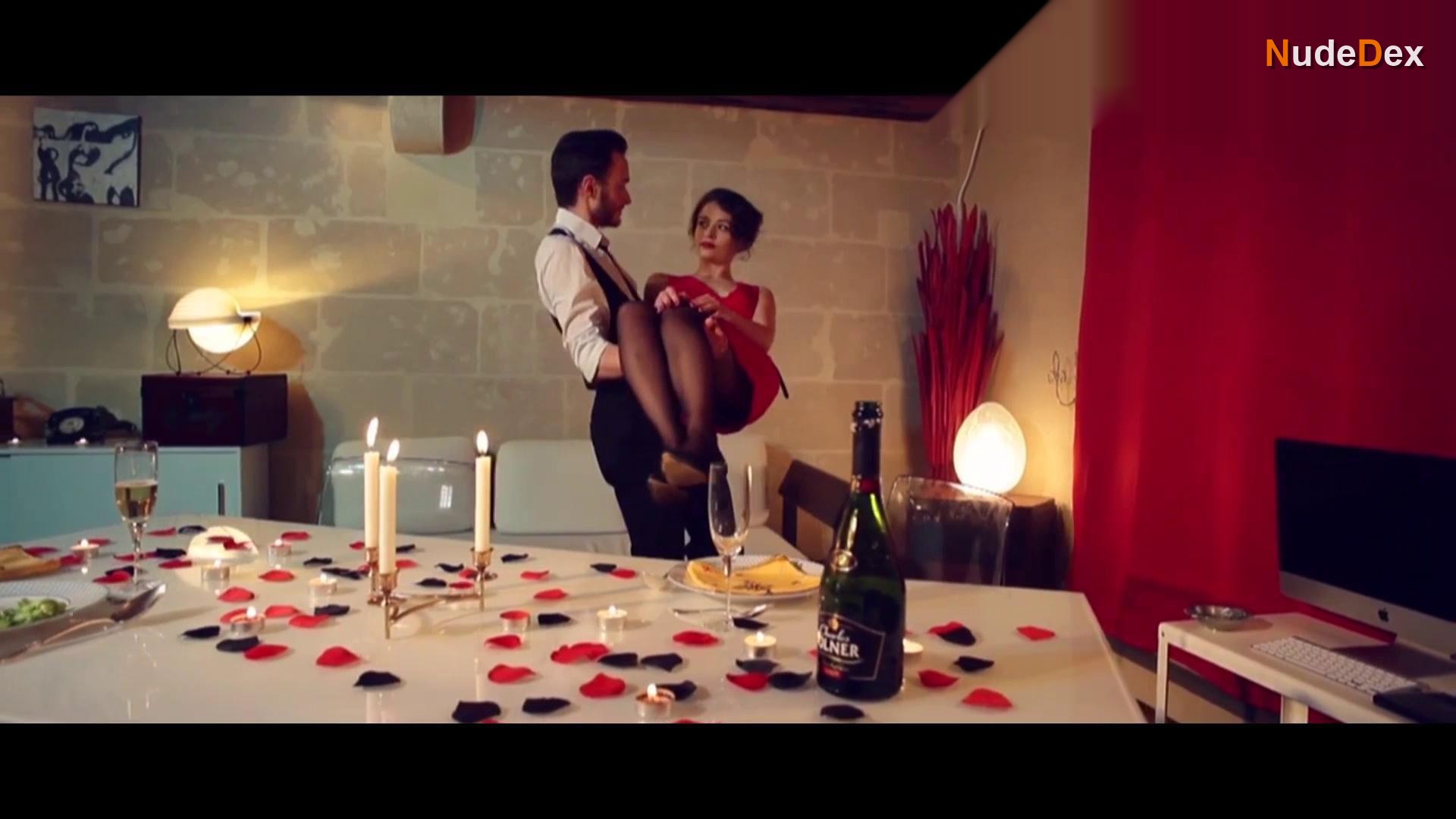Louise Naudin in Les Yeux De Lena, photo 2