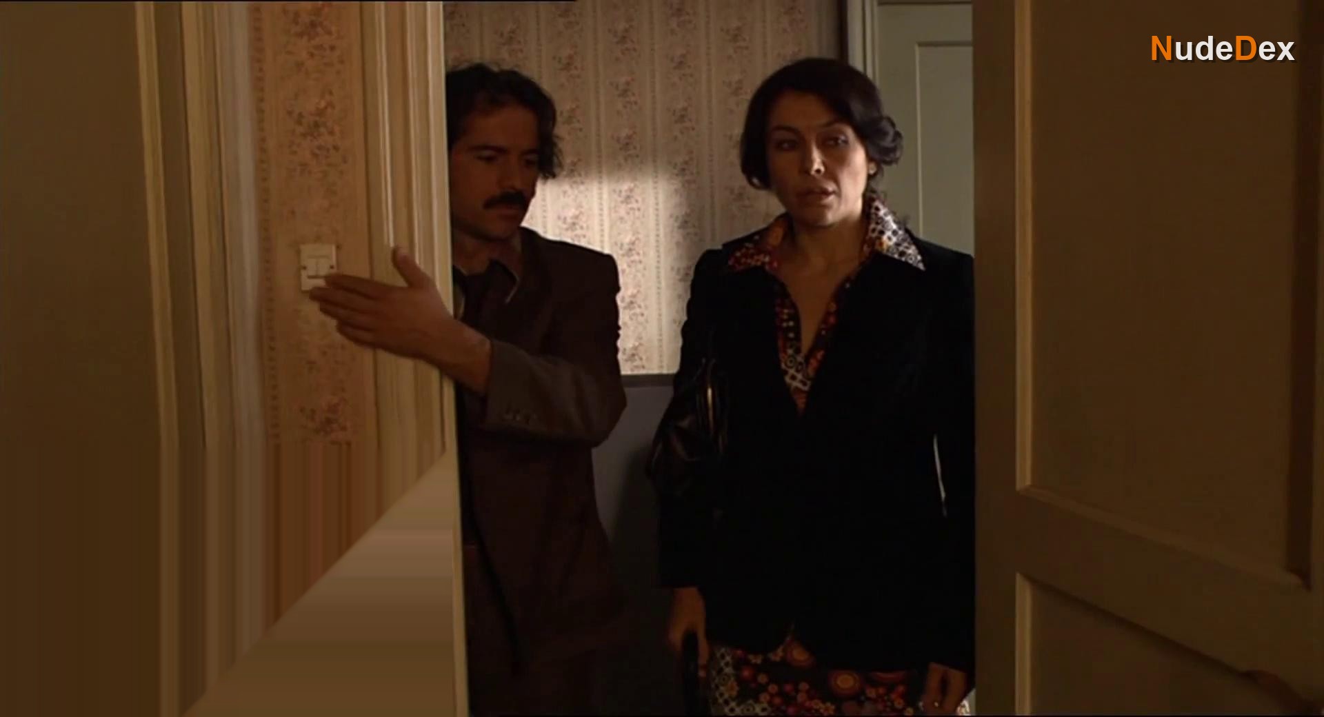 Luchi Lopez in Muertos Comunes, photo 8