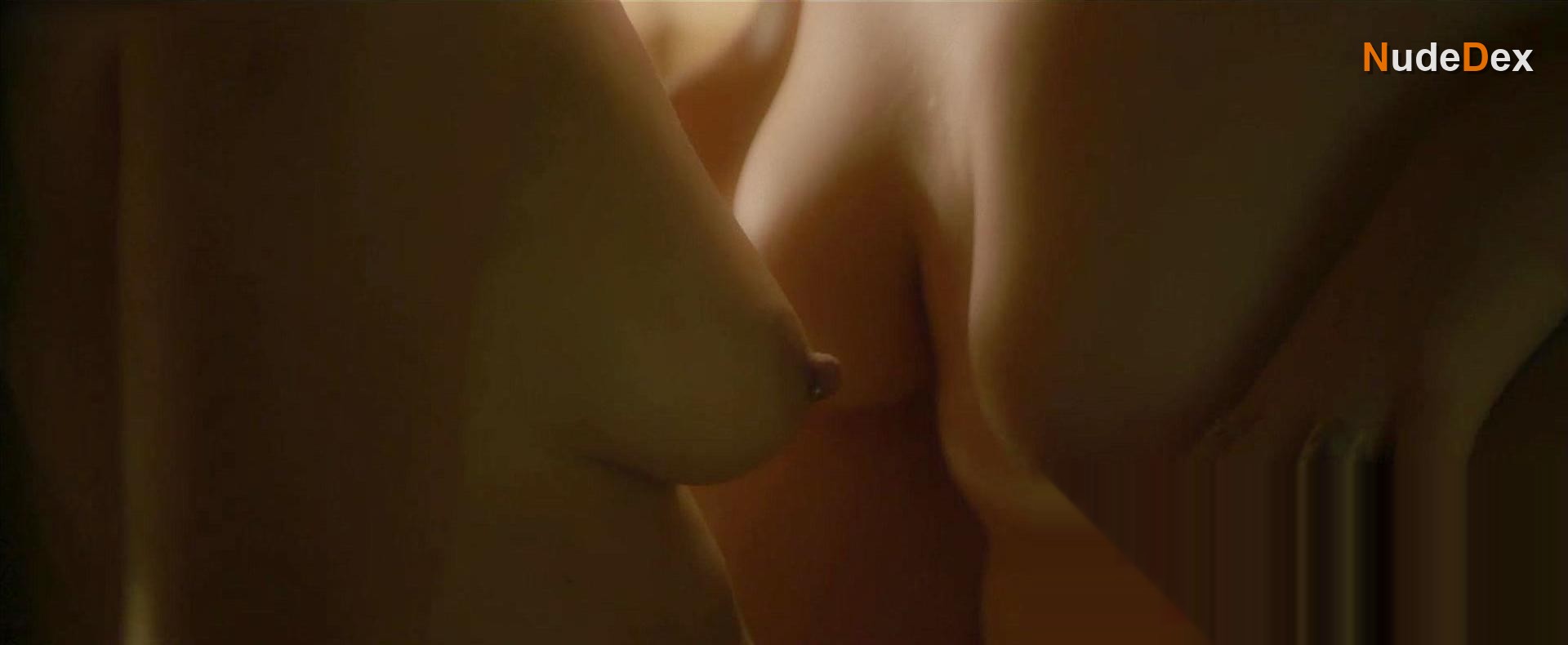 Luciana Grasso in Vera And The Pleasure Of Others, photo 30