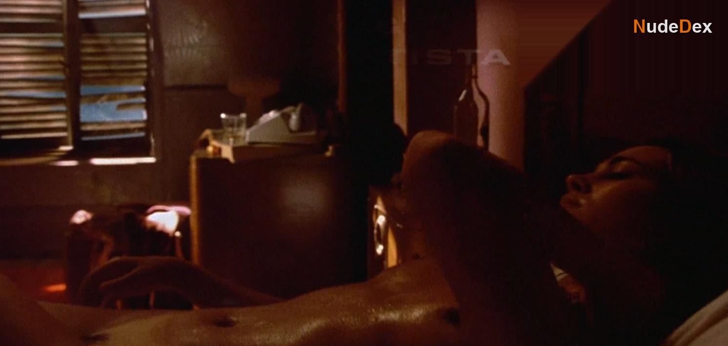 Lucie Laurier in The Assignment, photo 3