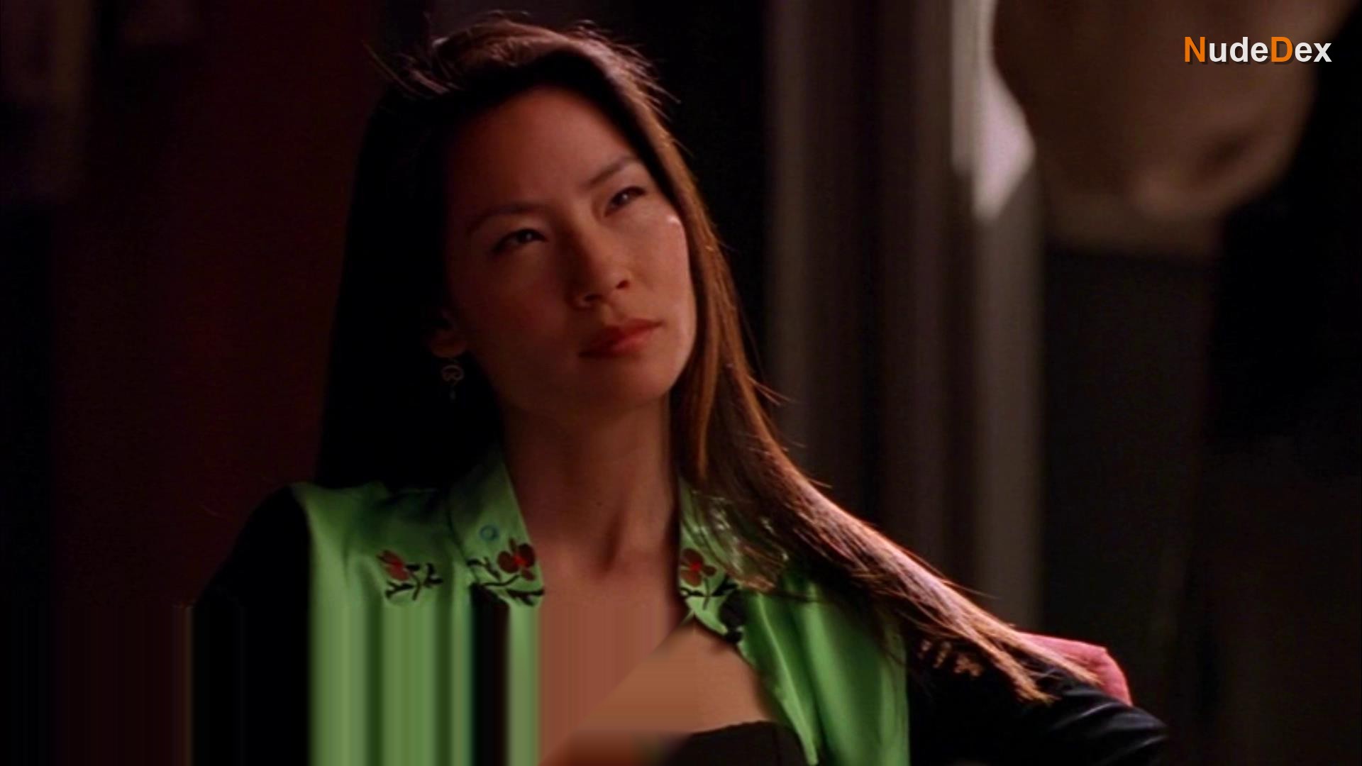 Lucy Liu in Ally Mcbeal, photo 8