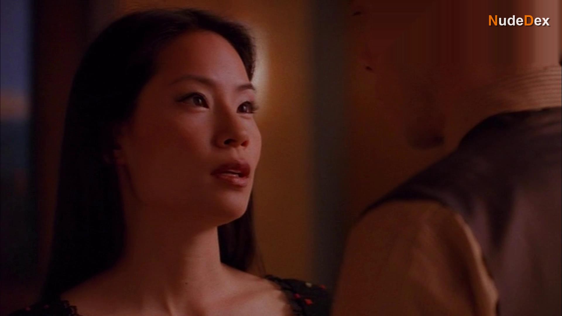 Lucy Liu in Ally Mcbeal, photo 27