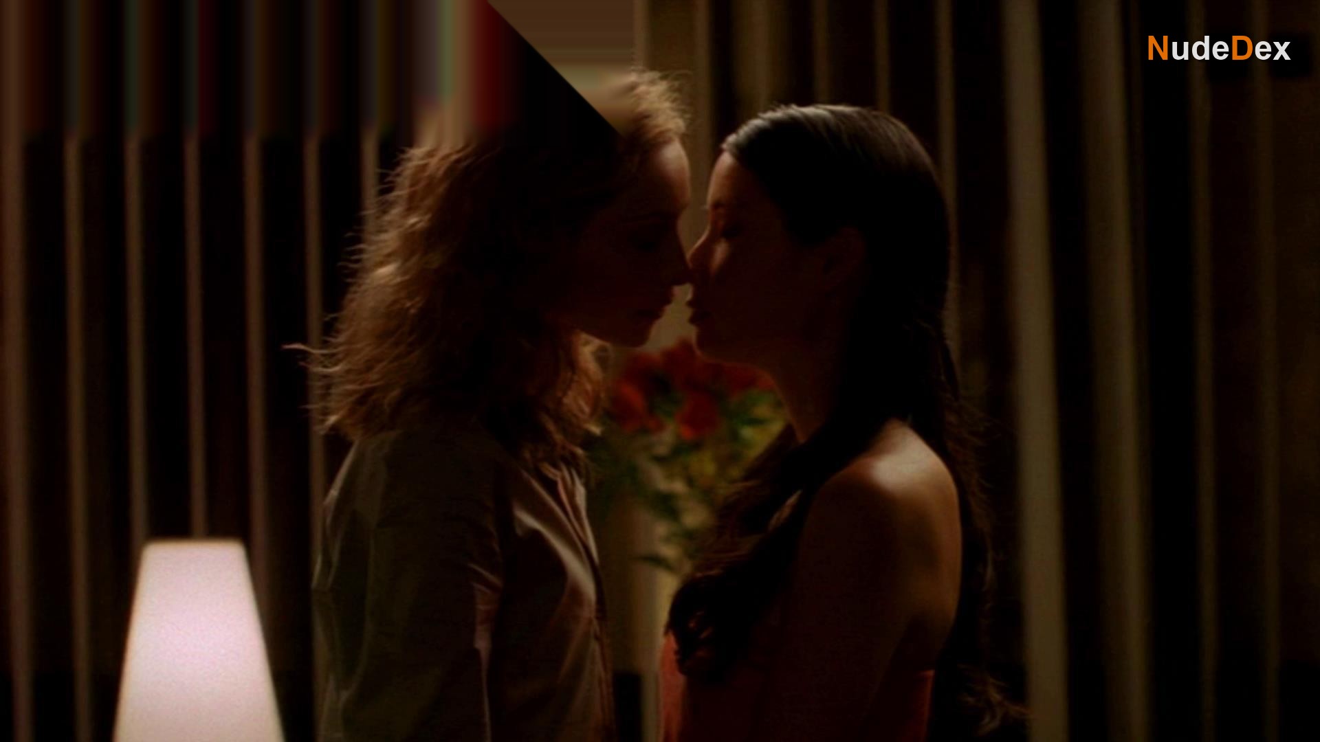 Lucy Liu in Ally Mcbeal, photo 30