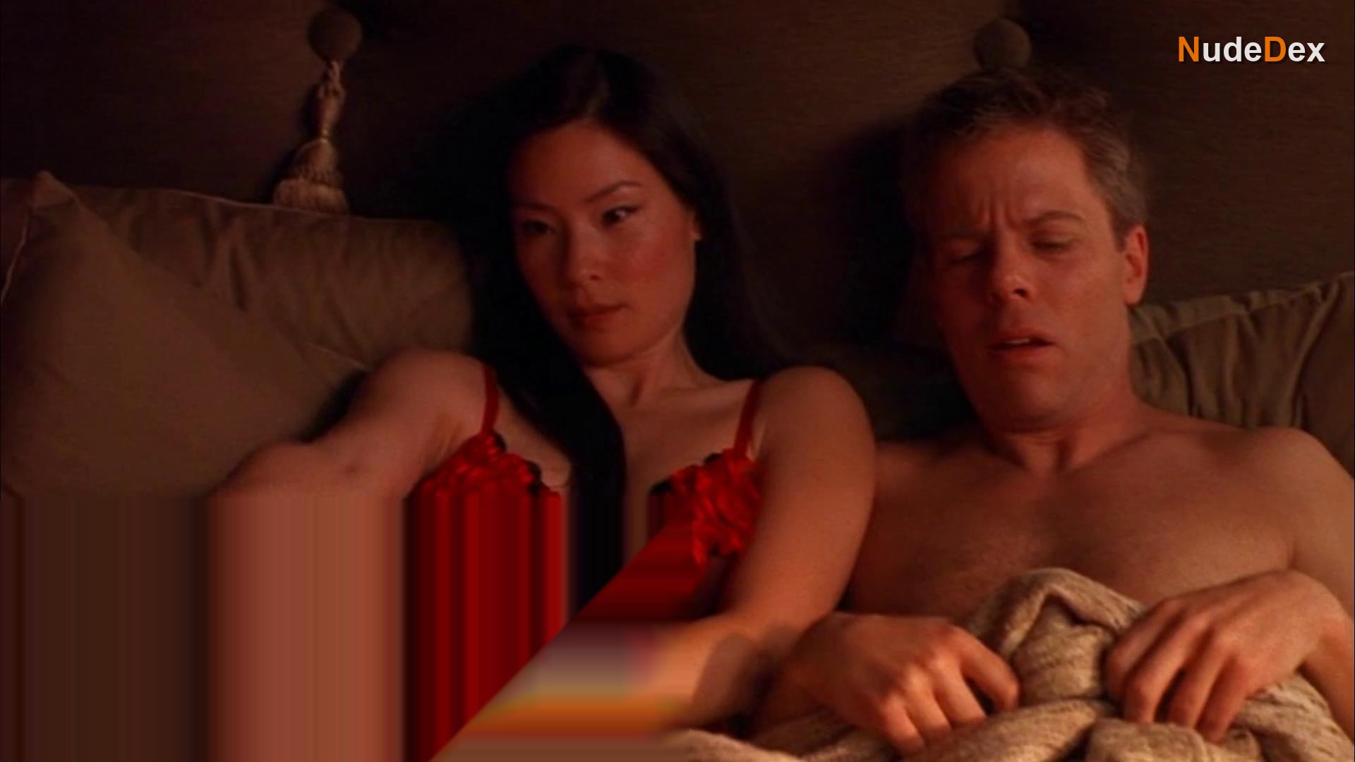 Lucy Liu in Ally Mcbeal, photo 31