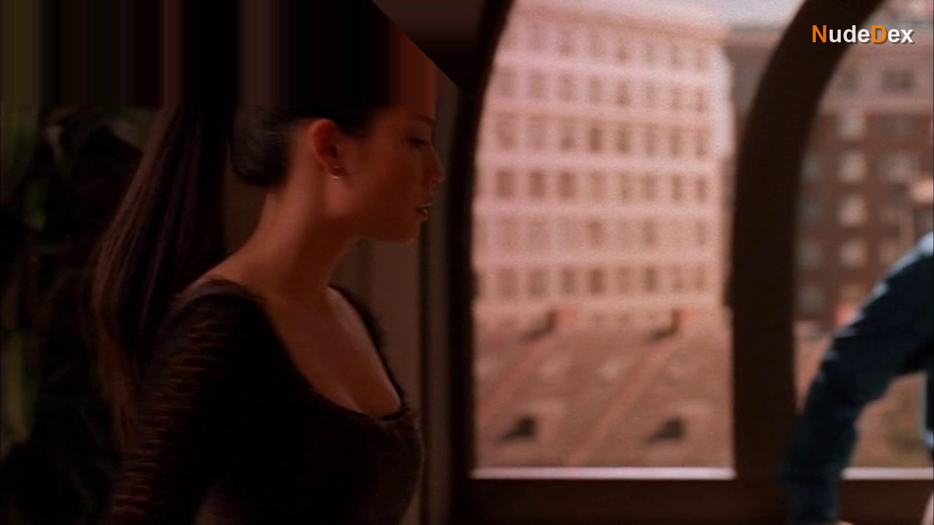 Lucy Liu in Ally Mcbeal, photo 51