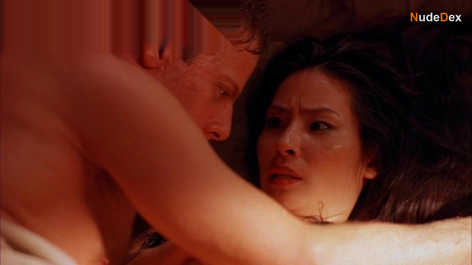 Lucy Liu in Ally Mcbeal, photo 55