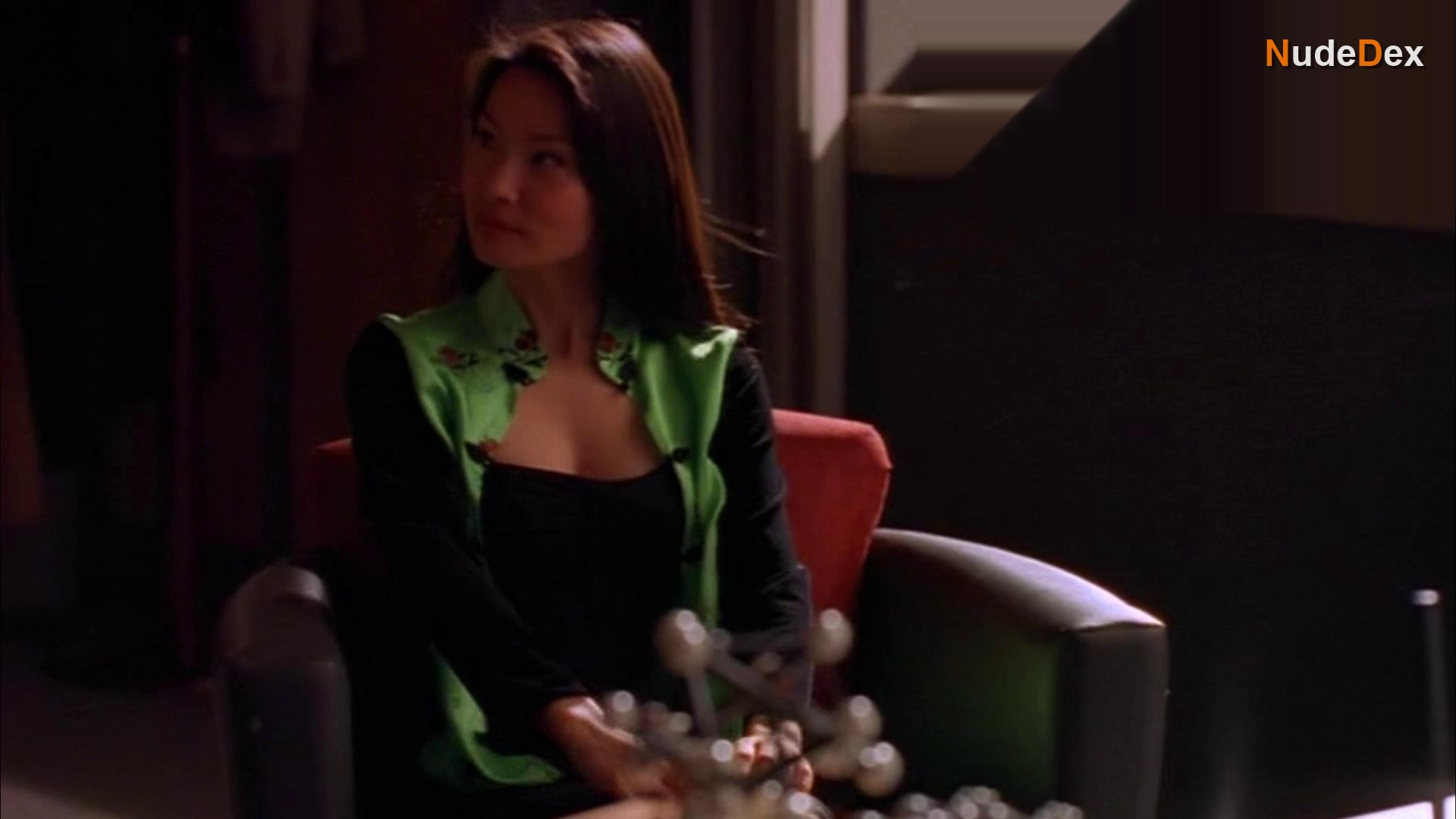 Lucy Liu in Ally Mcbeal, photo 70