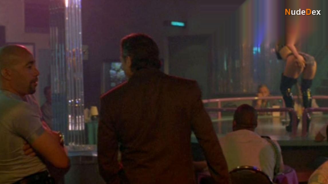 Lucy Liu in City Of Industry, photo 11