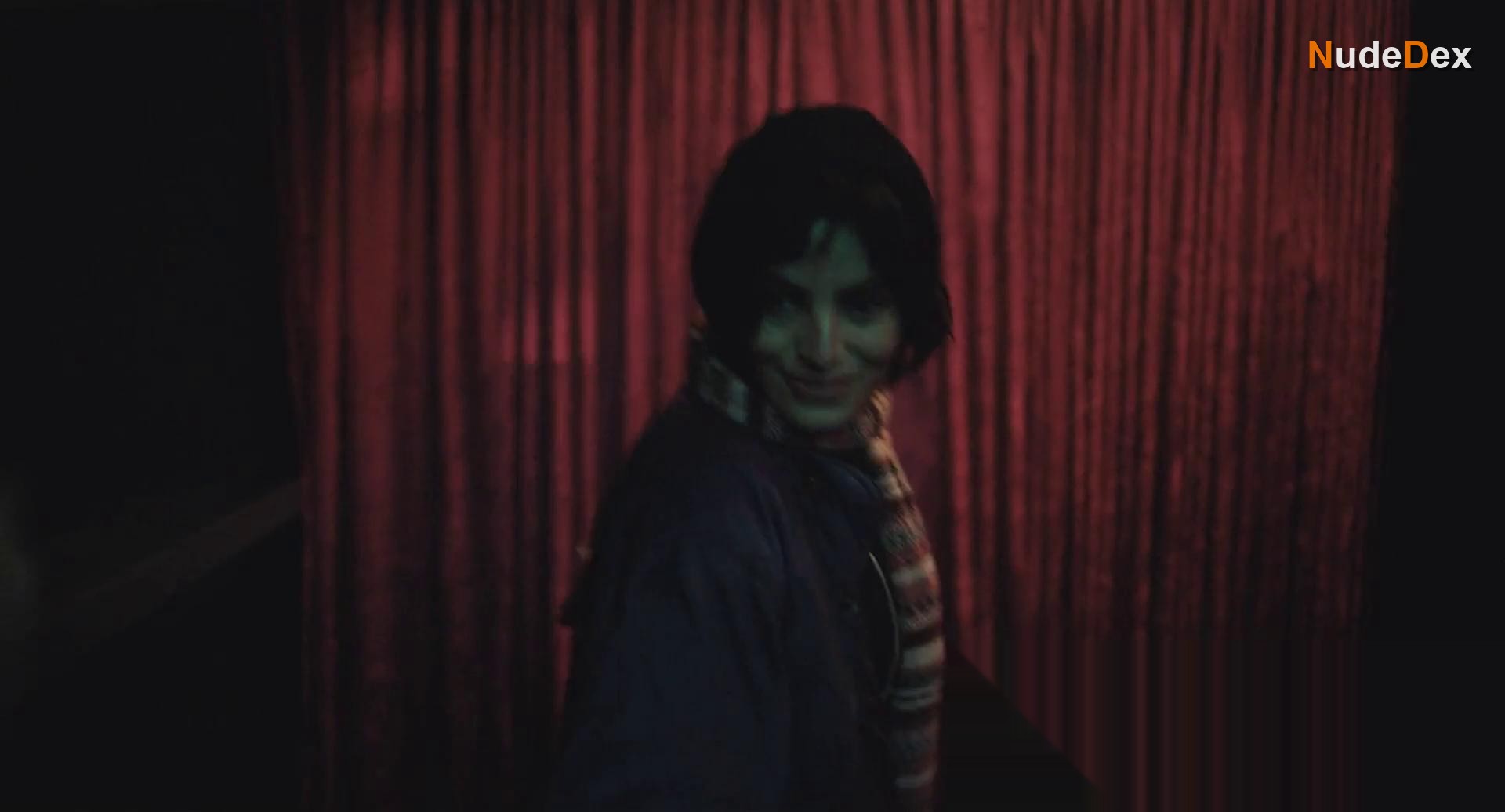 Lux Pascal in Queen Of Coal, photo 3