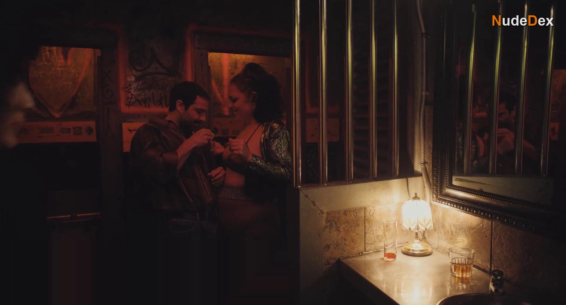Lux Pascal in Queen Of Coal, photo 4